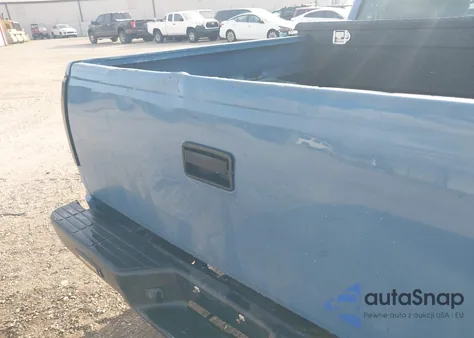 2000 Chevrolet C3500 из США, поврежденный, VIN 1GCGC33R5YF472320